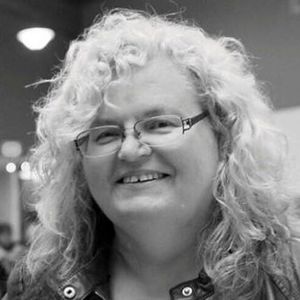 Meet your Posher, Debra